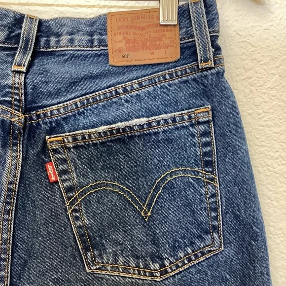 Levi’s 501 W27 Women’s High Rise Straight Leg Premium Jeans 12501-0400 - Picture 9 of 14